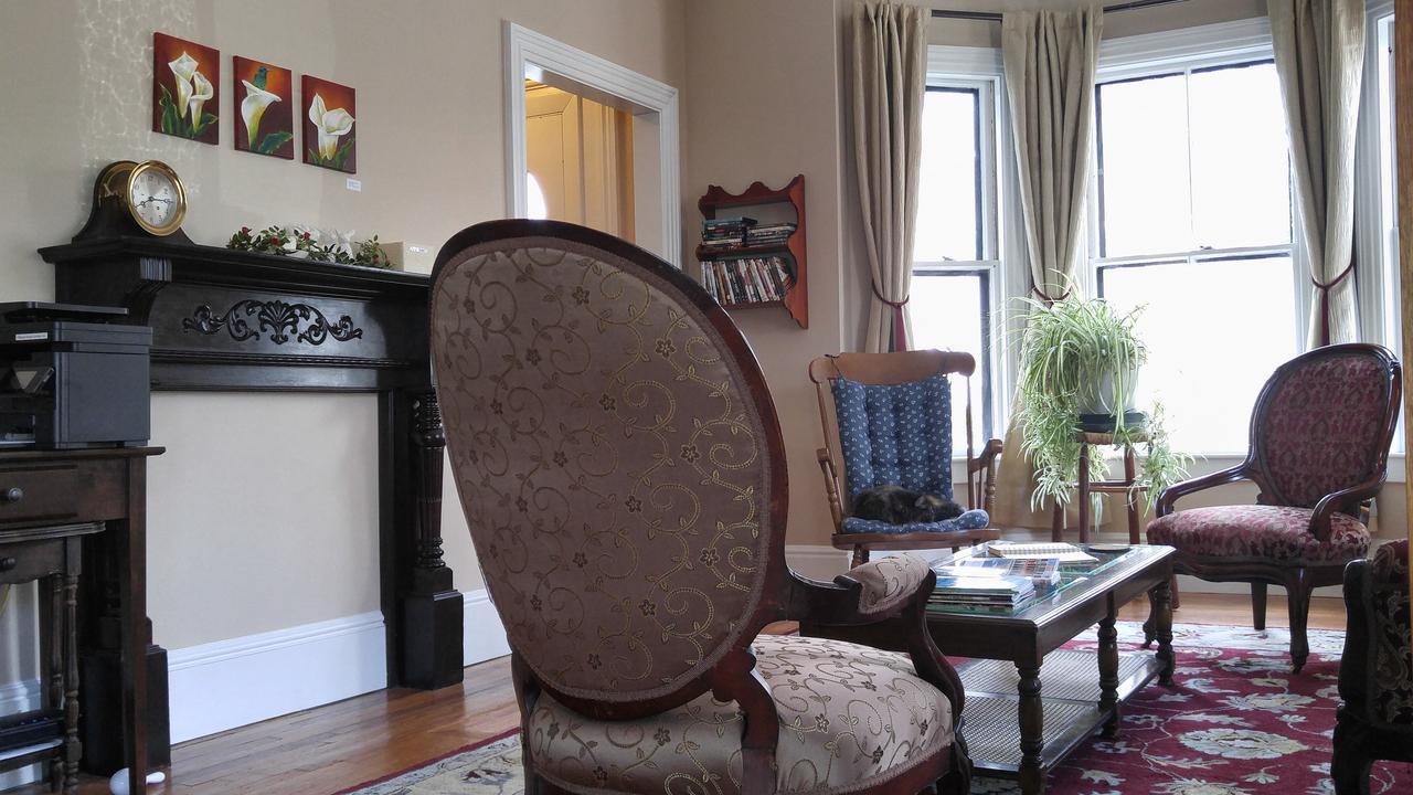 Davis Square Inn Somerville Εξωτερικό φωτογραφία